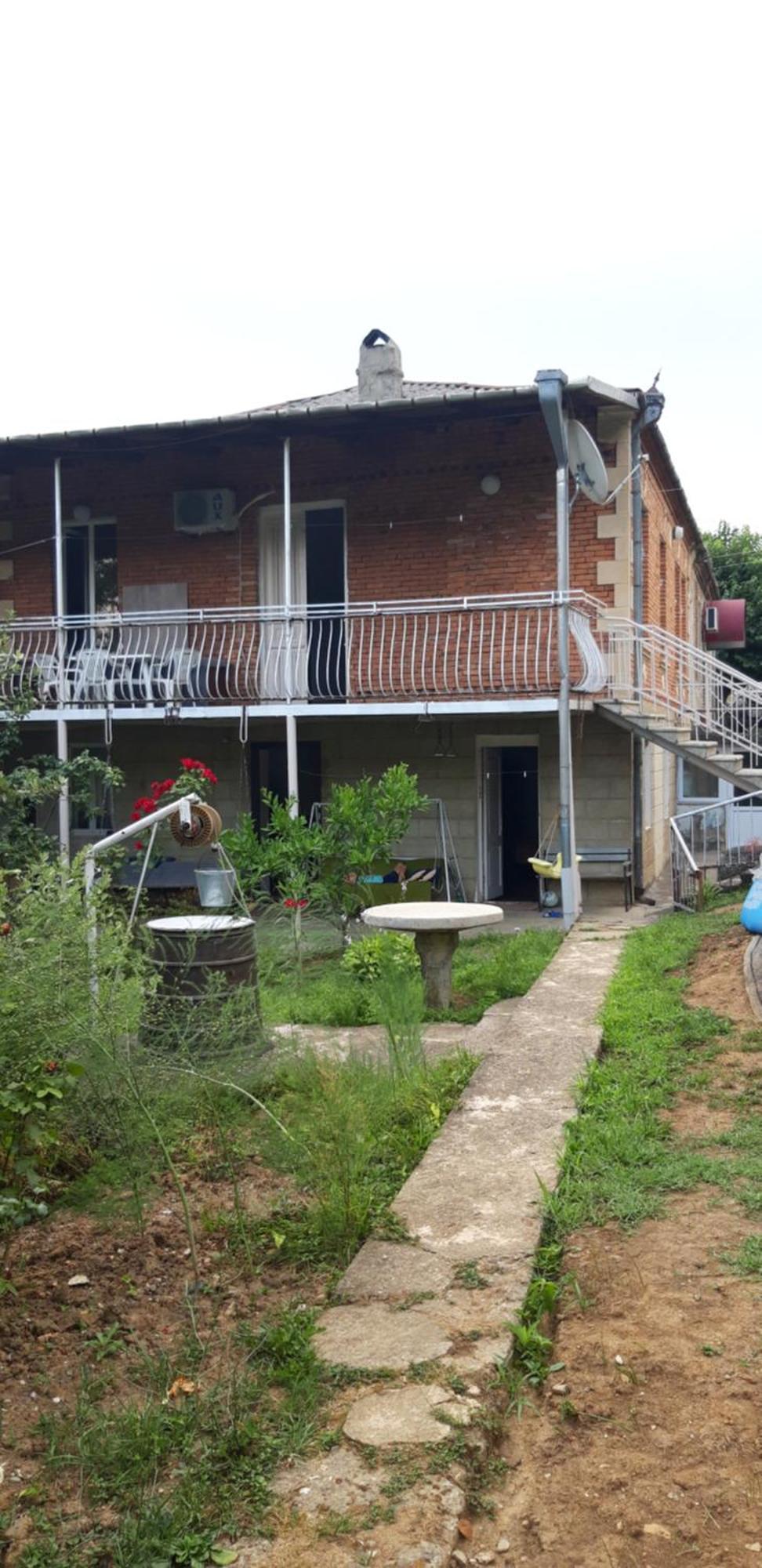Mero House Кутаїсі Екстер'єр фото