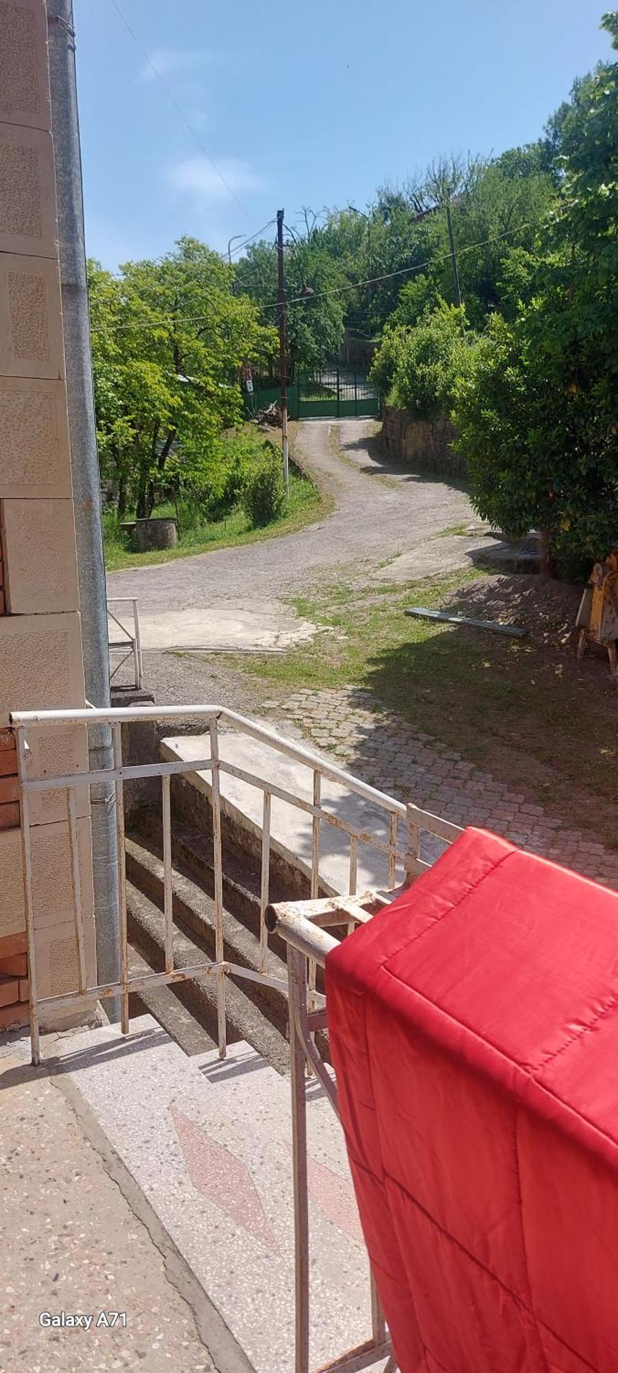 Mero House Кутаїсі Екстер'єр фото