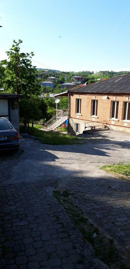 Mero House Кутаїсі Екстер'єр фото